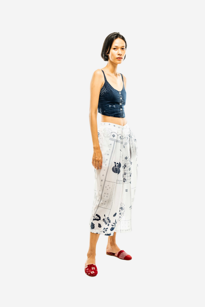 "Tambal" - Two Buttons Midi Pants