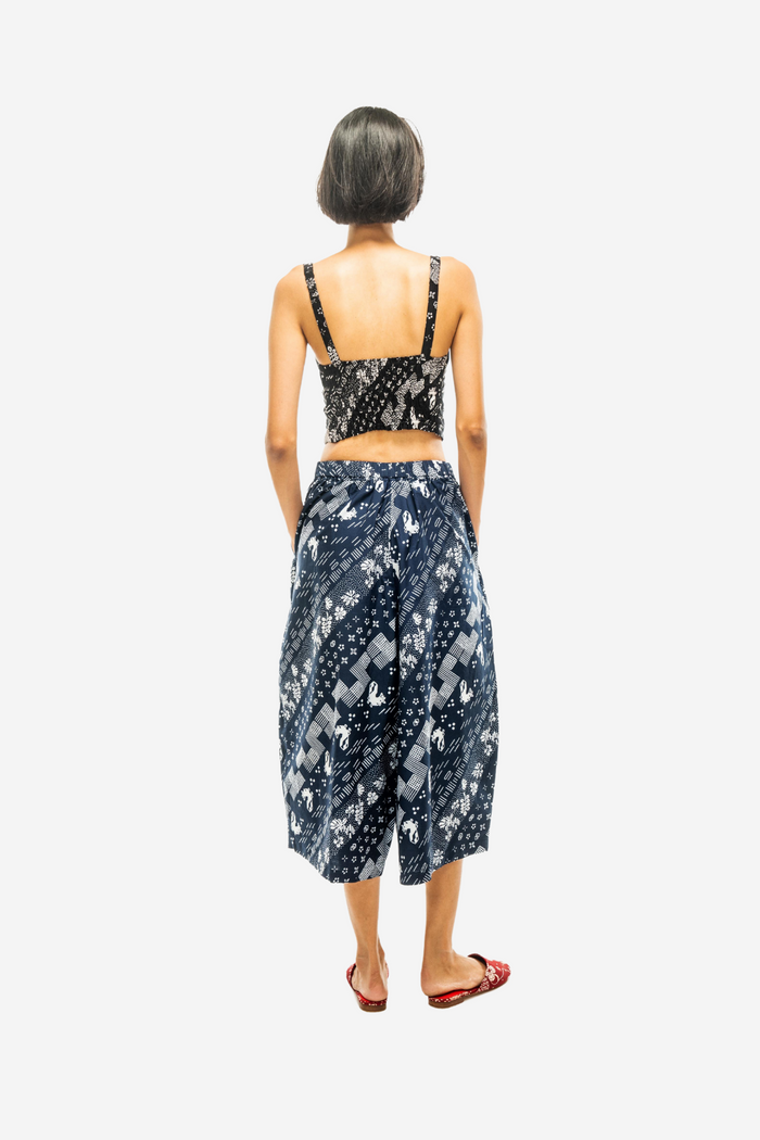 "Tambal" - Two Buttons Midi Pants