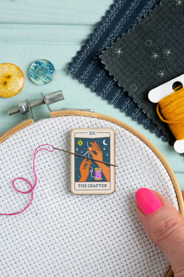 Tarot Card Magnetic Needle Minder | Creative Gift