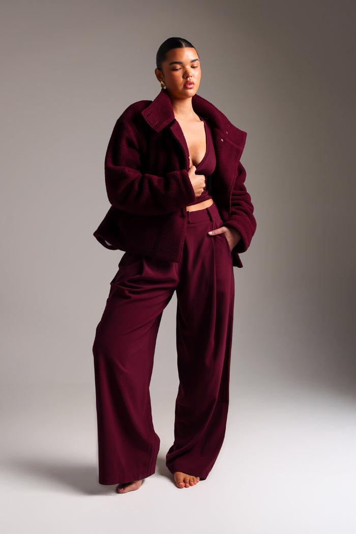 The Below 0° Jacket - Black Cherry