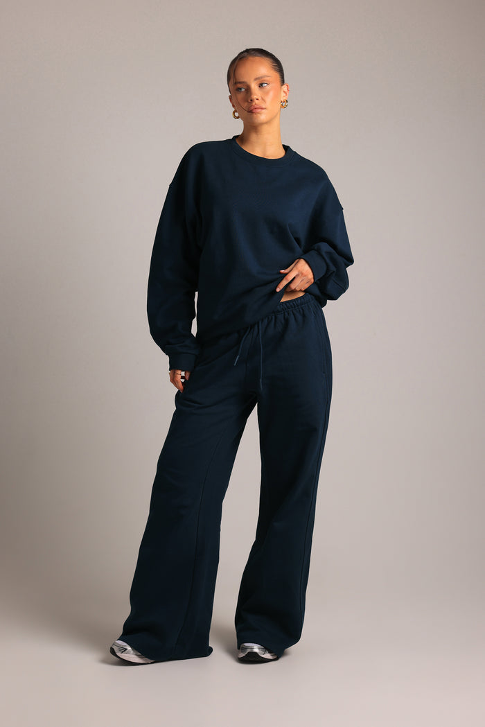 The Boyfriend Sweatpants - True Navy