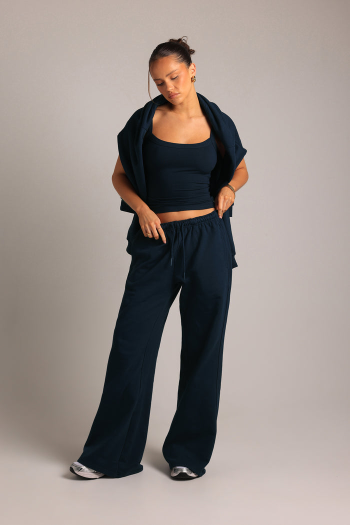 The Boyfriend Sweatpants - True Navy