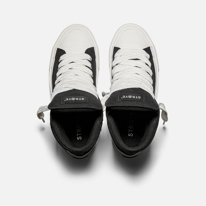STRAYE Venice Stomper Black – top view with cushioned insole