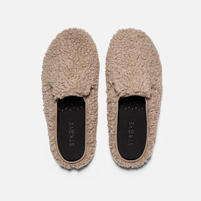 STRAYE Ventura Mule Furry Sand – top view sherpa synthetic upper