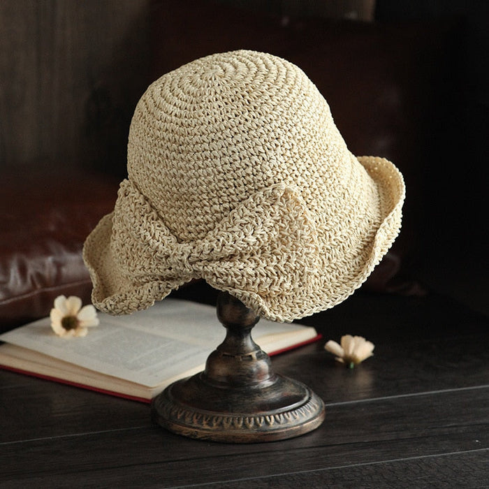 Wide brim straw hat