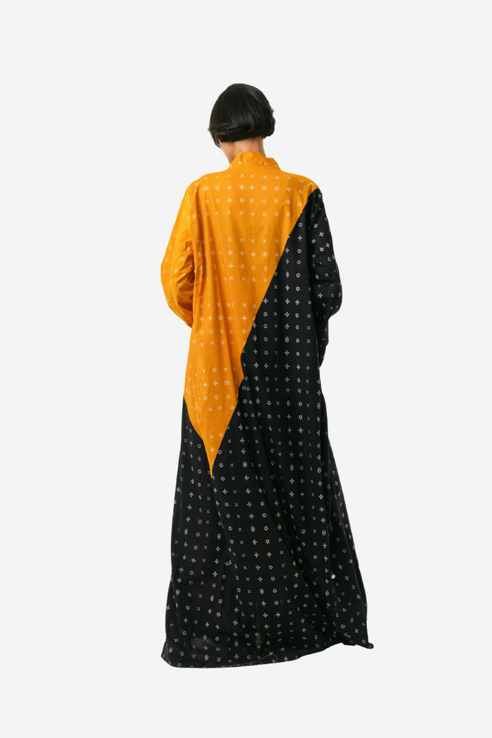 "Wiji" - Button Robe