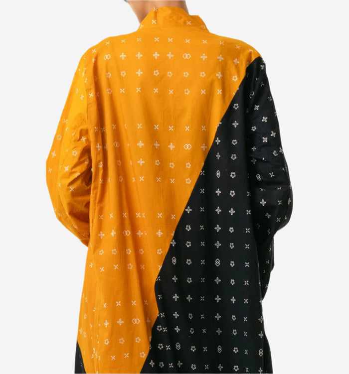 "Wiji" - Button Robe