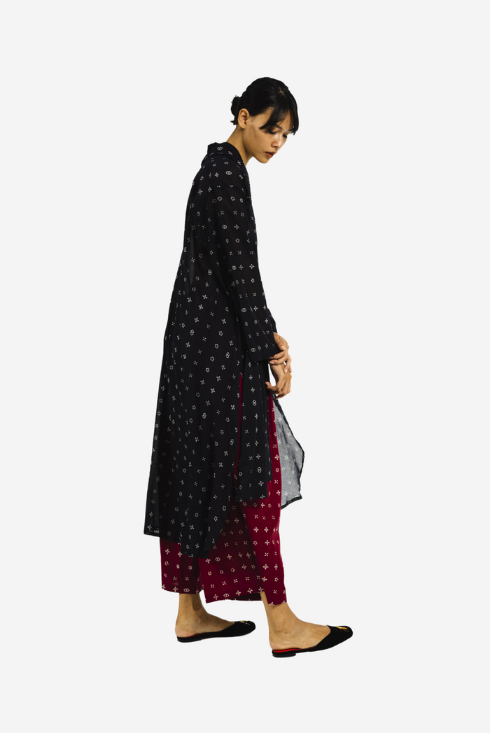 "Wiji" - Kebaya Puan
