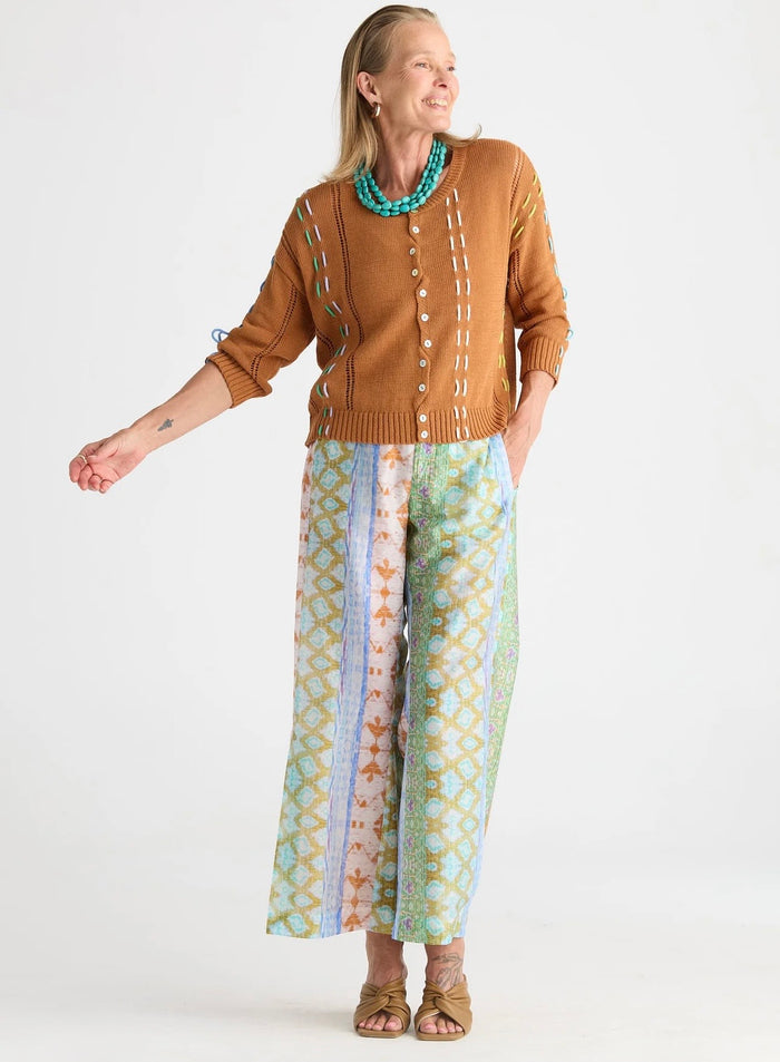 Zaket & Plover Thread Detail Top in Toffee